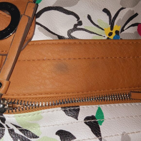 Rosetti floral print shoulder bag with light brown laether and chrome zippers - Picture 10 of 11